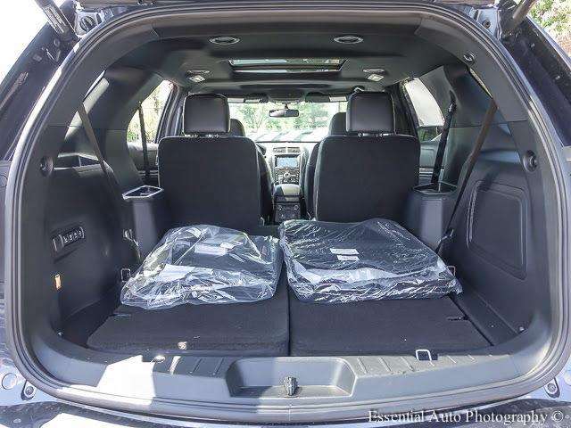 Ford Explorer 2017 photo 24